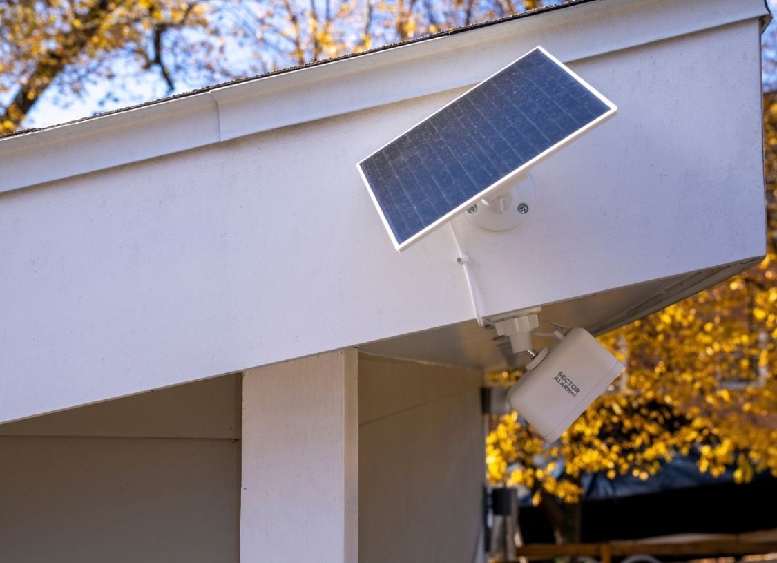 Ricarica solare della telecamera a batteria