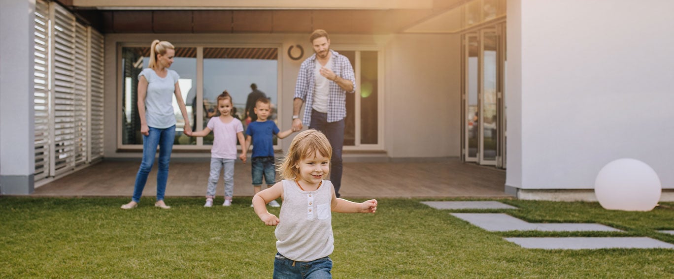 Hero-Image-LP-Bambina-che-corre