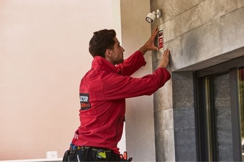 Installazione professionale Sector Alarm