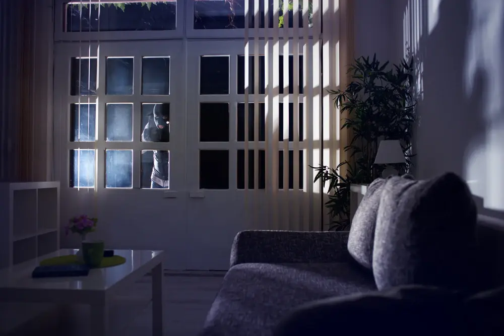 Come Prevenire i Furti in Casa: 6 Consigli Utili di Sector Alarm